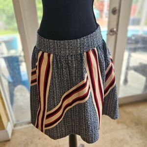 IiJin skirt size 6